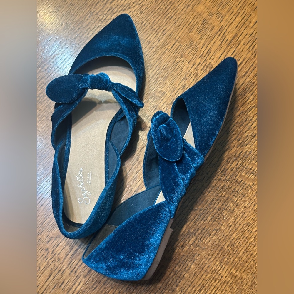 Seychelles Teal Blue Velvet “Clara” Flat with Bow